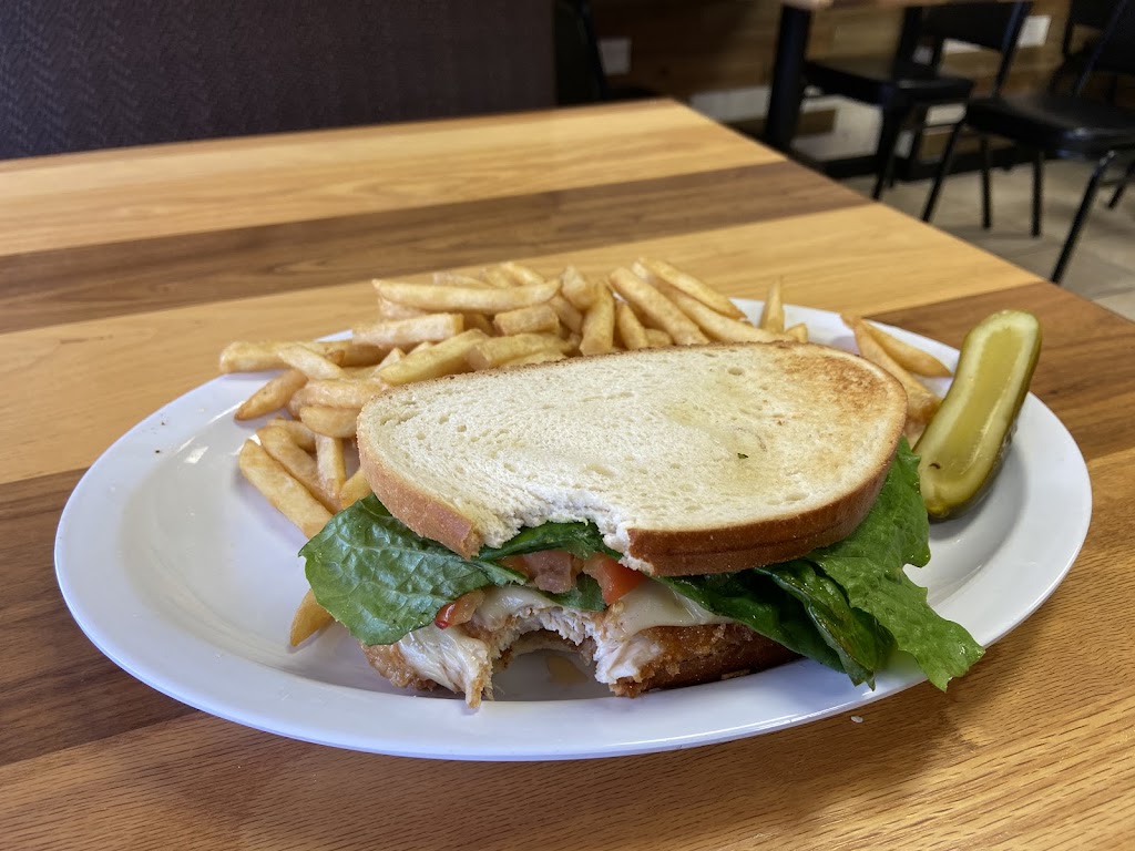 Thats A Wrap Deli & Cafe | restaurant | 20 Ives Rd #201B, Wallingford, CT 06492, USA | 2036784395 OR +1 203-678-4395