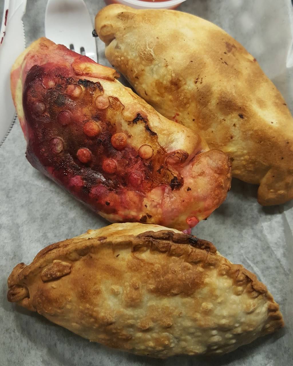 Kimpanadas | meal takeaway | 660a Washington Ave, Brooklyn, NY 11238, USA | 9174556477 OR +1 917-455-6477