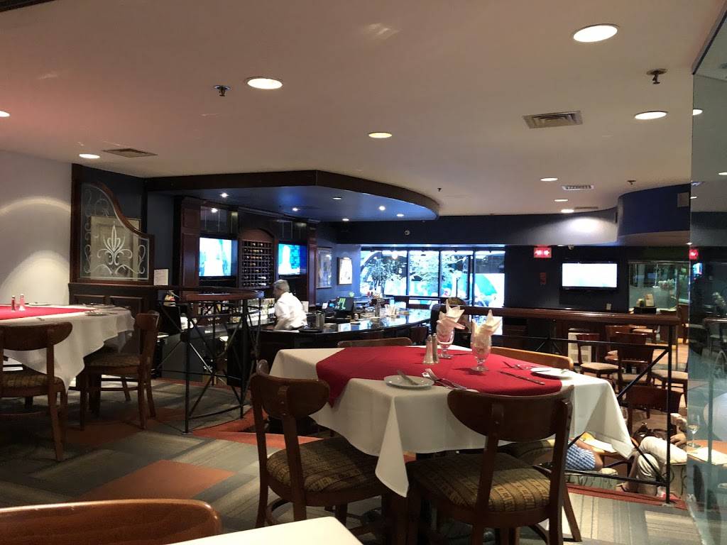 Le Parmigiano | restaurant | 1015 Rue Sherbrooke Ouest, Montréal, QC H3A 1G5, Canada | 5142856509 OR +1 514-285-6509