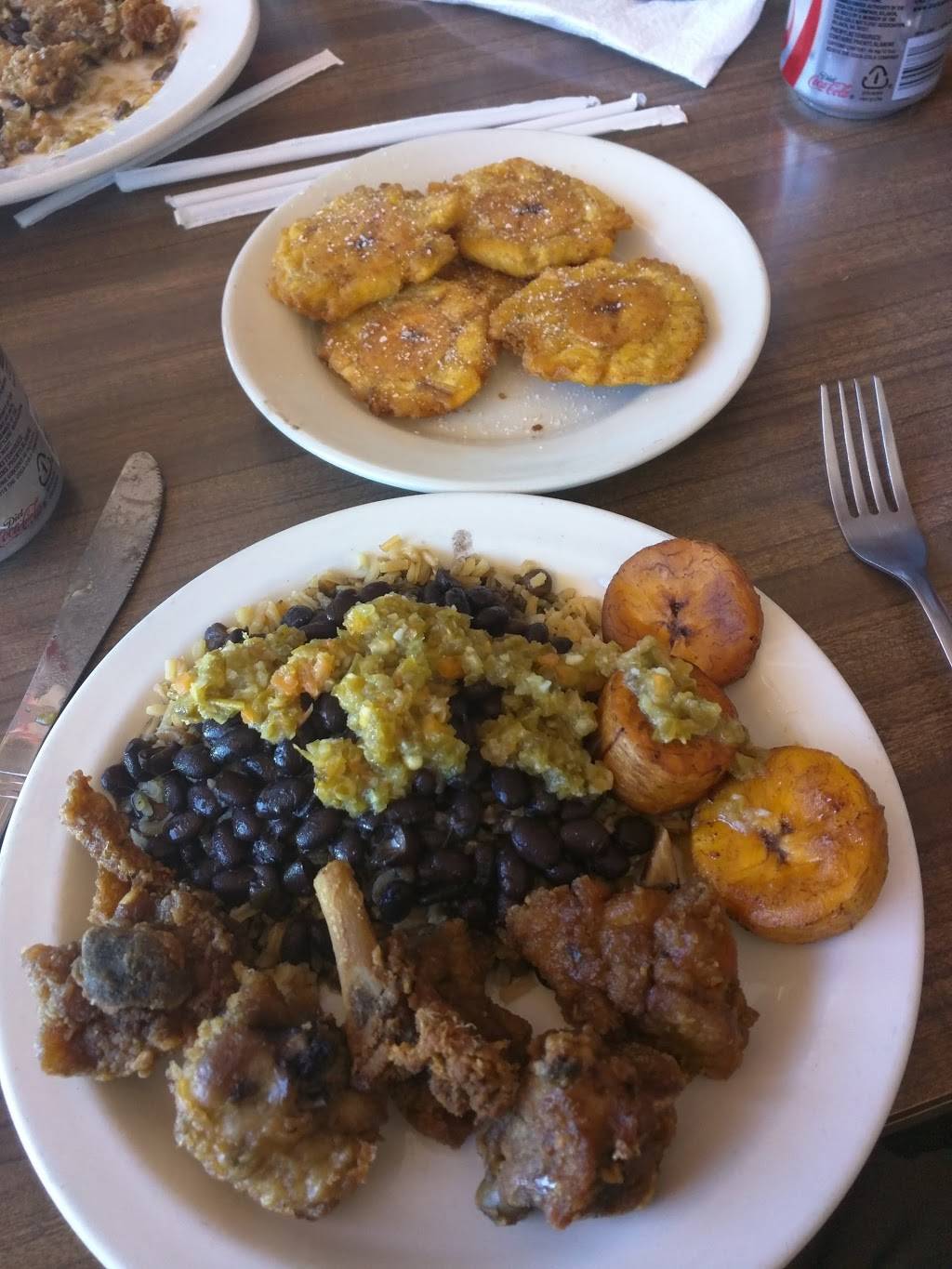 El Bohio Restaurant | restaurant | 1127 Harry Wurzbach Rd, San Antonio, TX 78209, USA | 2108228075 OR +1 210-822-8075