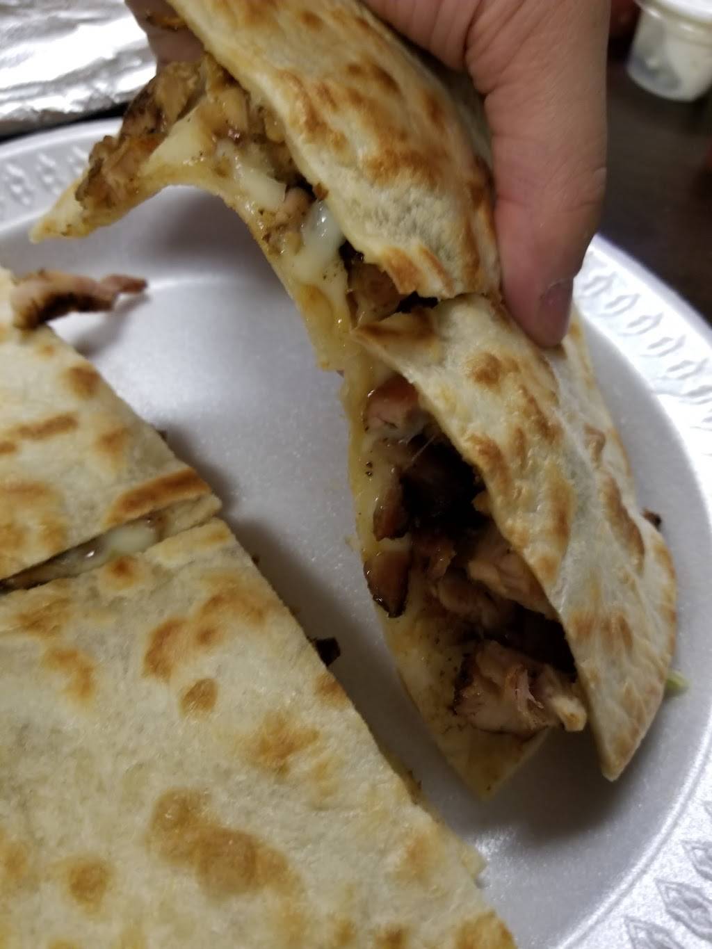 New Yummy Taco | restaurant | 17709 Union Tpke, Fresh Meadows, NY 11366, USA | 7185915521 OR +1 718-591-5521