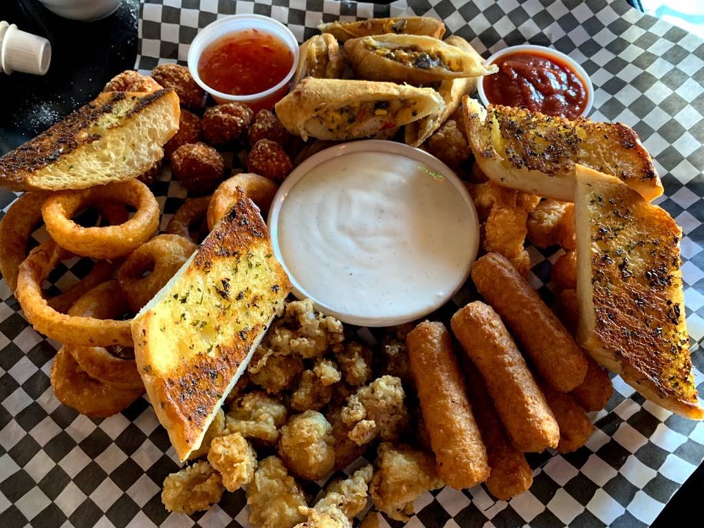 Sextant Bar & Galley | restaurant | 4035 NE Marine Dr, Portland, OR 97211, USA | 5032815944 OR +1 503-281-5944