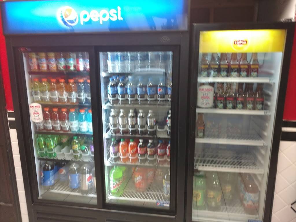 Town House of Pizza Lynn | restaurant | 35 N Franklin St, Lynn, MA 01904, USA | 7815956118 OR +1 781-595-6118