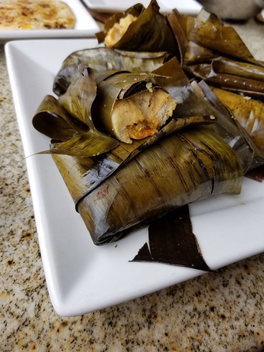 Glorias Latin Cuisine | restaurant | 360 Coneflower Dr, Garland, TX 75040, USA | 9725265290 OR +1 972-526-5290