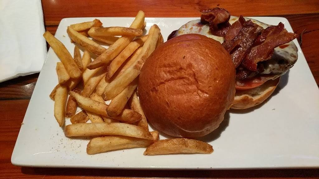 Millers Ale House - Winter Park | restaurant | 101 University Park Dr, Winter Park, FL 32792, USA | 4076711011 OR +1 407-671-1011