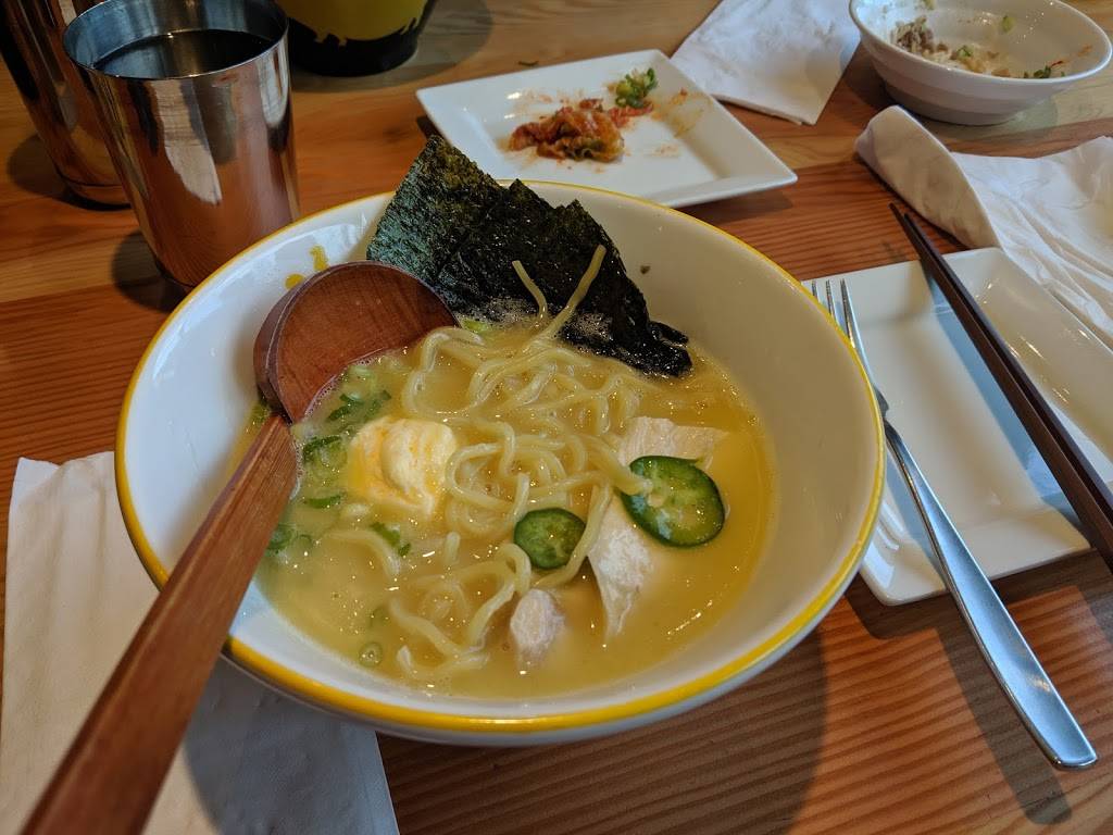 KINTON RAMEN | restaurant | 2216 Bloor St W, Toronto, ON M6S 1N4, Canada | 6473412216 OR +1 647-341-2216
