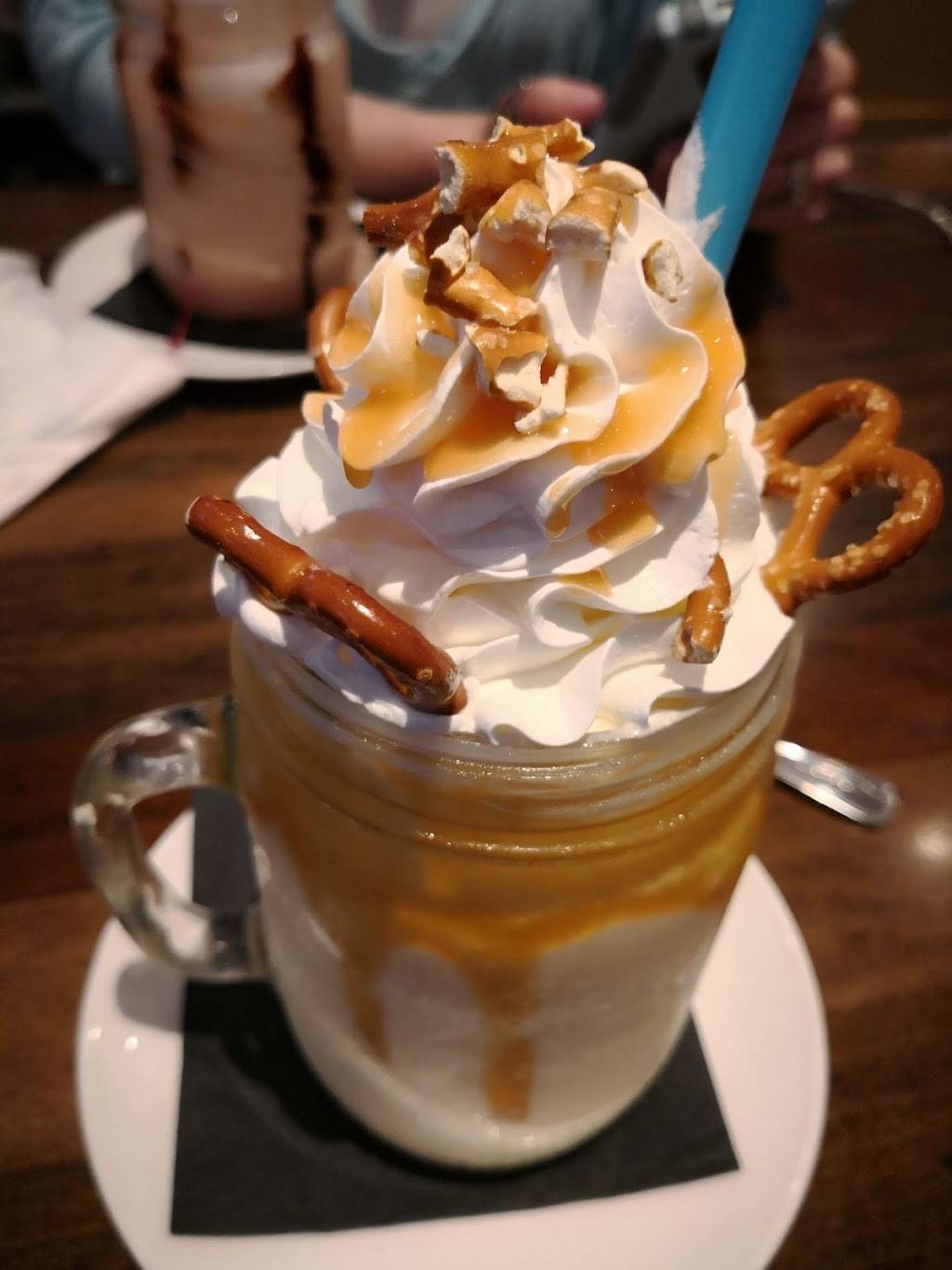 Cin Cin Burger Bar | restaurant | 1425 W 1st St, Winston-Salem, NC 27101, USA | 3369998413 OR +1 336-999-8413