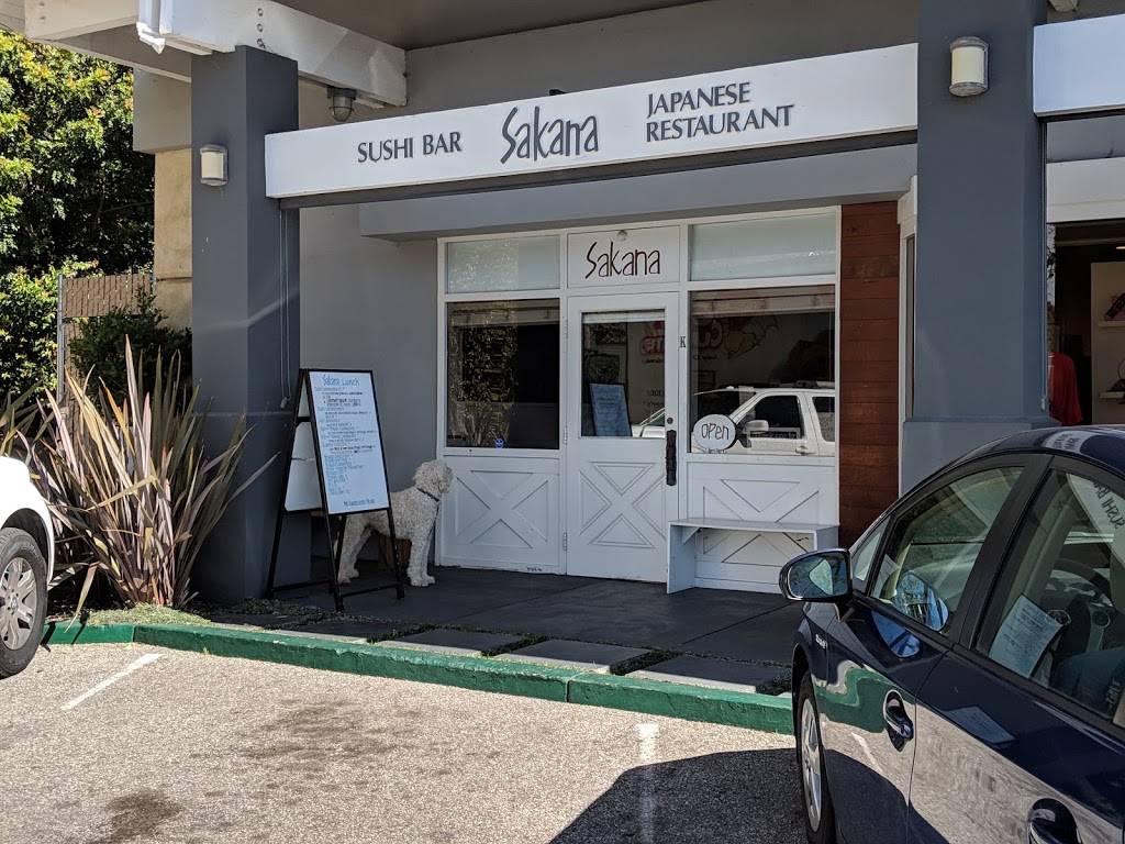 Sakana Sushi Bar & Japanese | restaurant | 1046 Coast Village Rd # K, Santa Barbara, CA 93108, USA | 8055652014 OR +1 805-565-2014