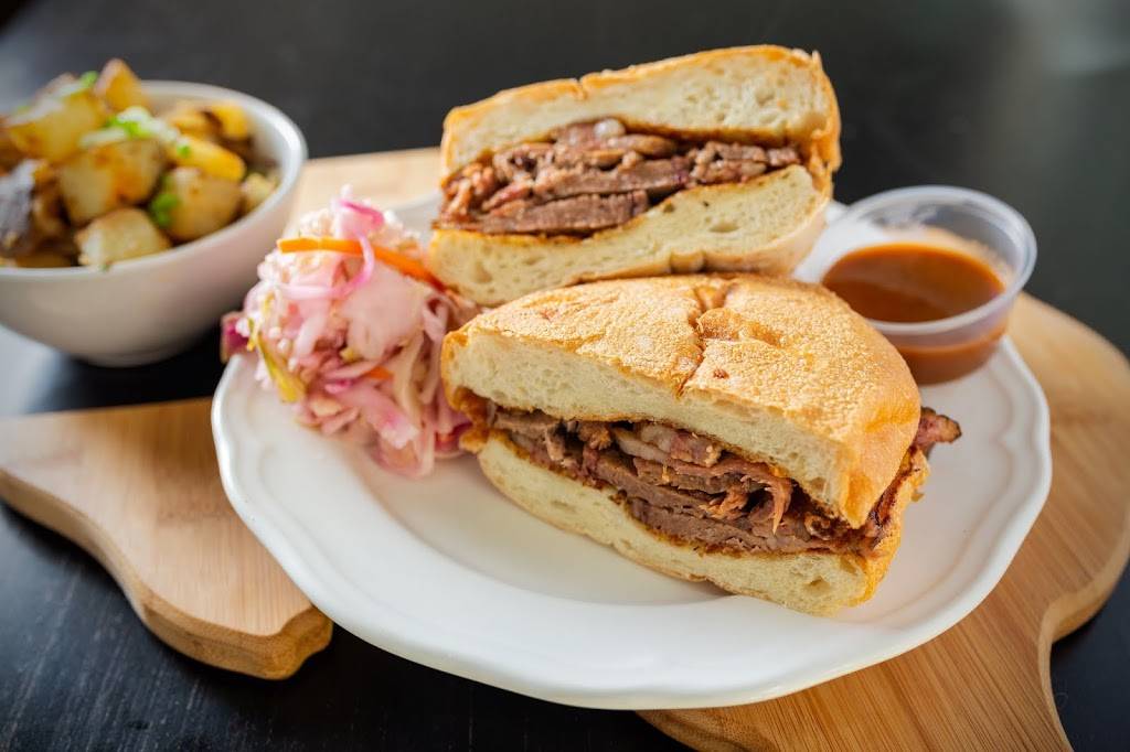 Texican | restaurant | 869 N Larrabee St, Chicago, IL 60610, USA | 3128775441 OR +1 312-877-5441