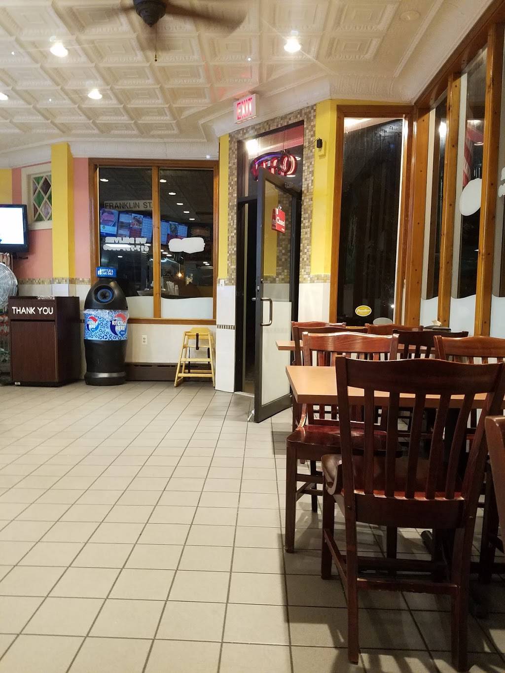 Brothers | restaurant | 293 Cypress St, Brookline, MA 02445, USA | 6177395500 OR +1 617-739-5500