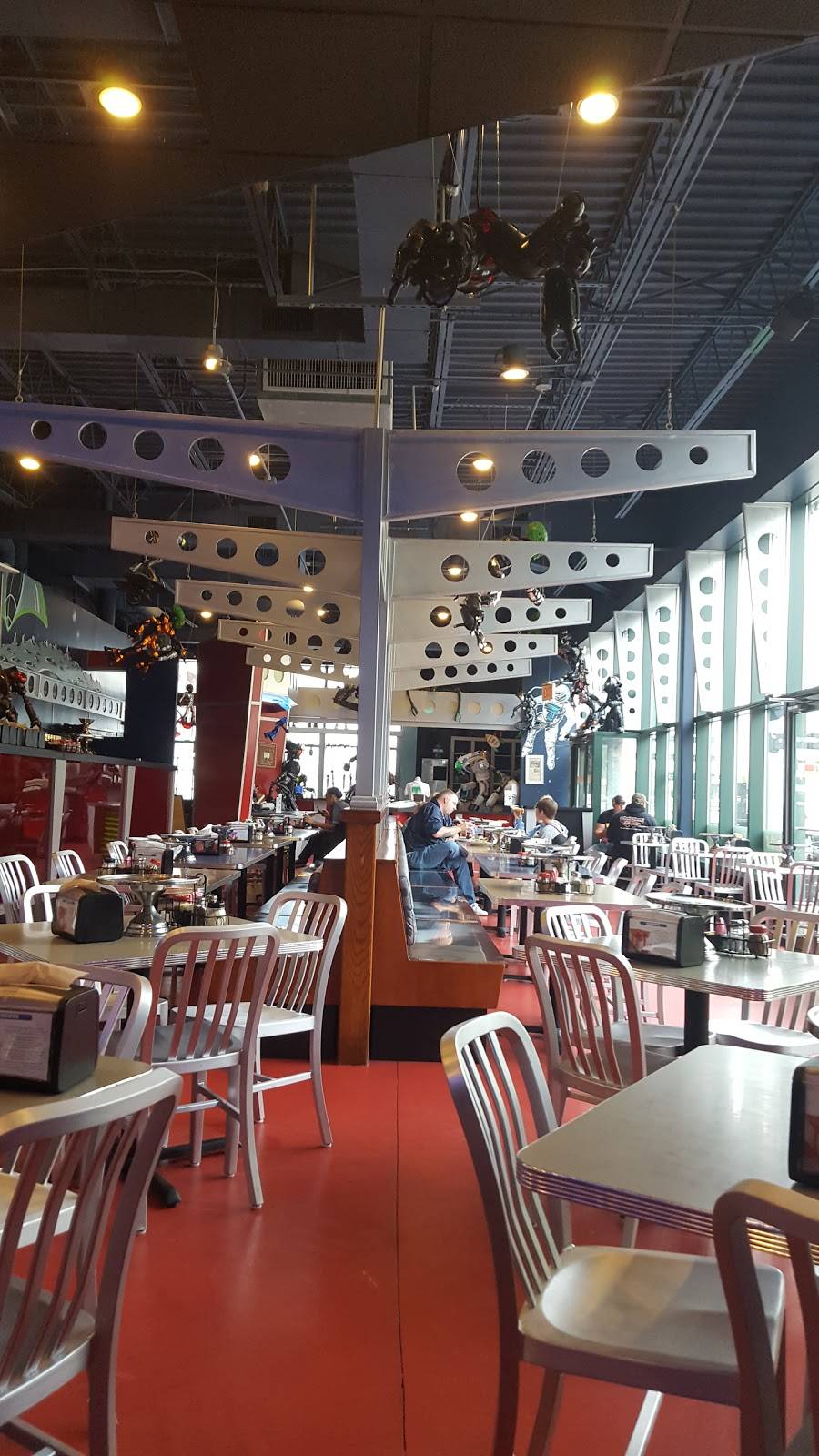 Planet Pizza | restaurant | 812 Atlantic Ave #190, Virginia Beach, VA 23451, USA | 7574911954 OR +1 757-491-1954