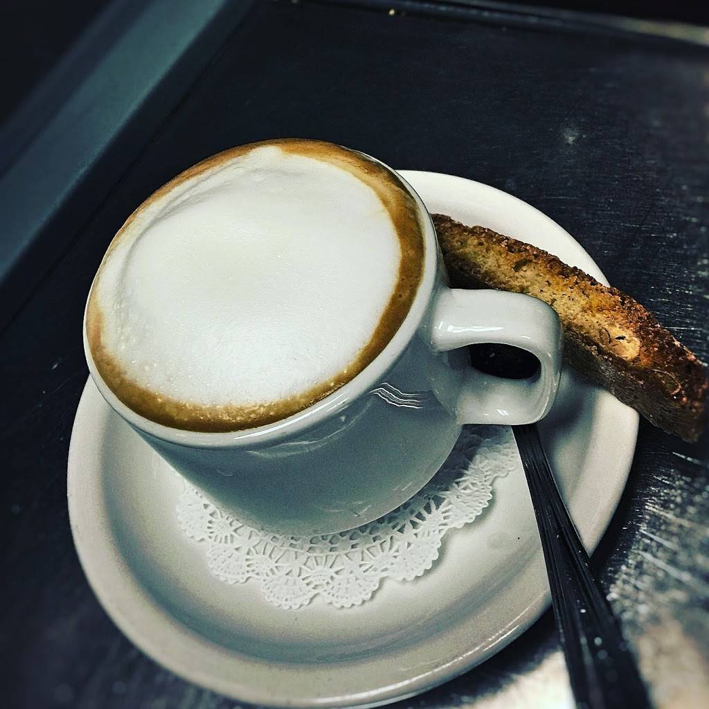 Angelinas | restaurant | 399 Ellis St, Staten Island, NY 10307, USA | 7182272900 OR +1 718-227-2900