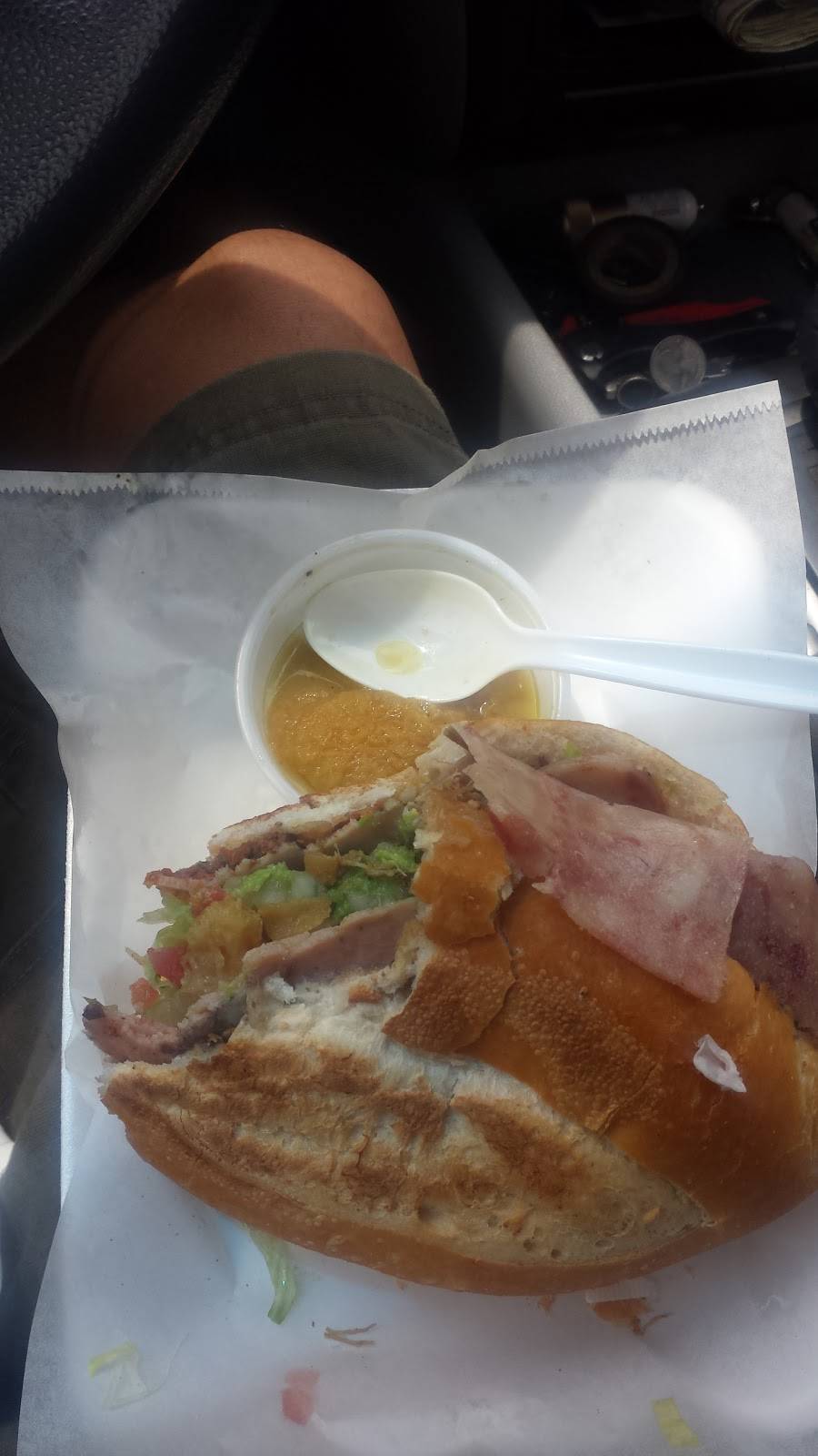 Tortas De La Barda | restaurant | 2106 Antoine Dr, Houston, TX 77055, USA | 7132631335 OR +1 713-263-1335