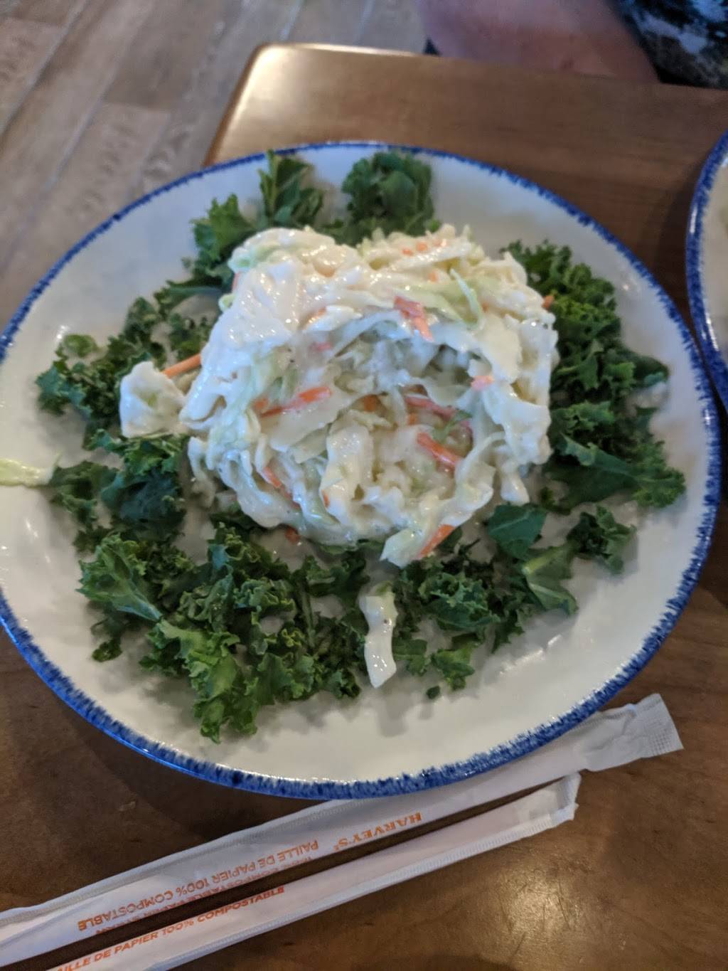 Harveys | restaurant | 5980 McLaughlin Rd, Mississauga, ON L5R 3X9, Canada | 9055070838 OR +1 905-507-0838