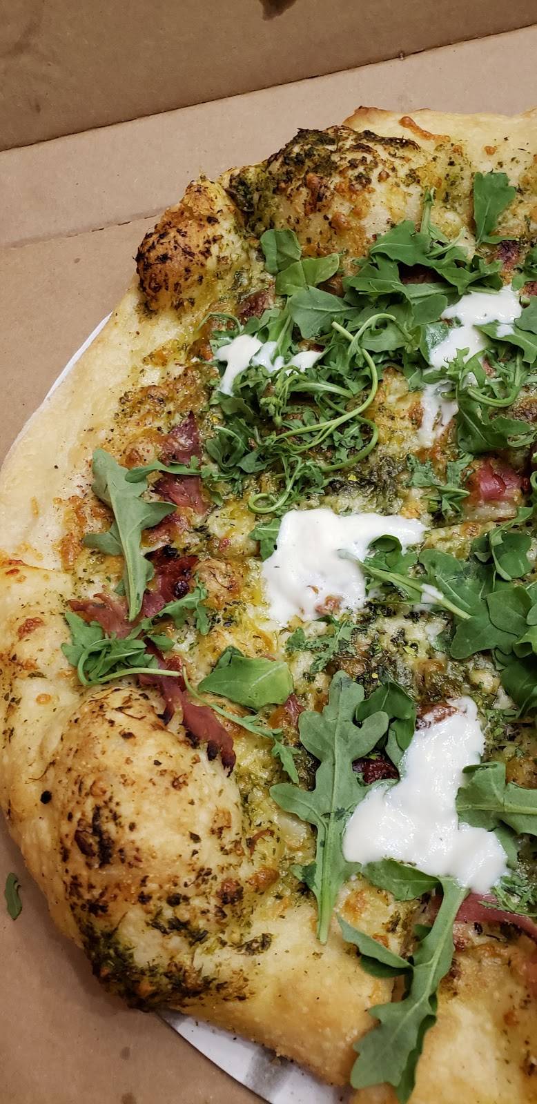 Bobs Pizza | meal takeaway | 616 Davis St, Evanston, IL 60201, USA | 8474851973 OR +1 847-485-1973