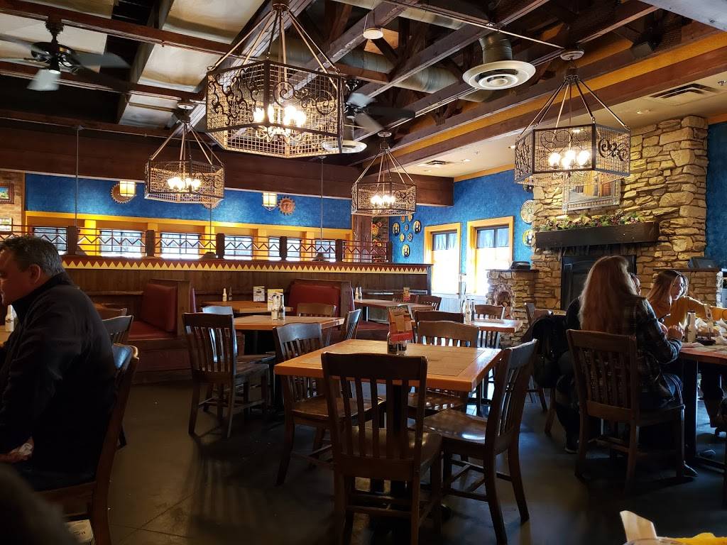 On The Border Mexican Grill & Cantina | meal takeaway | 33 Border Way, West Springfield, MA 01089, USA | 4133043500 OR +1 413-304-3500