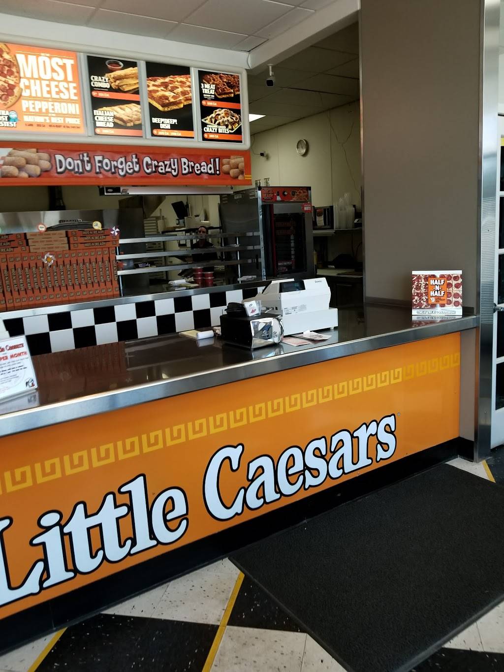 Little Caesars Pizza | meal takeaway | 882 E Maes Ave, Kimberly, WI 54136, USA | 9207882788 OR +1 920-788-2788