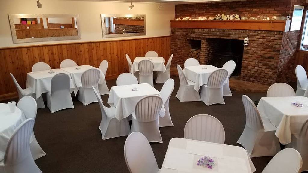 Happy Landing Restaurant | restaurant | 59640 County Line Rd, Three Rivers, MI 49093, USA | 2692448862 OR +1 269-244-8862