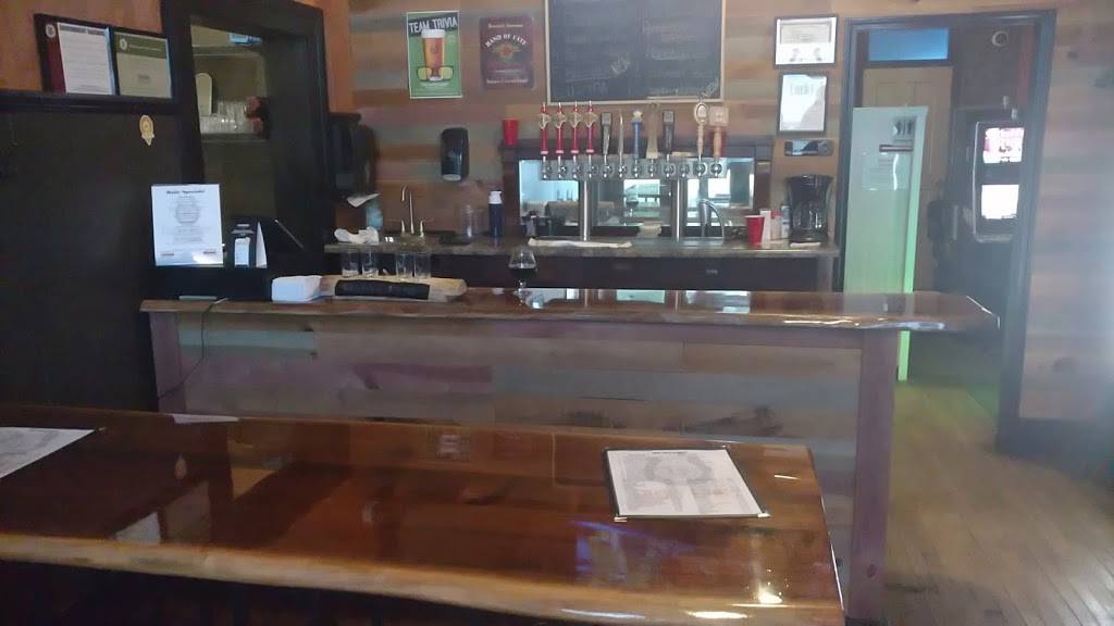 The Lucky Lager | restaurant | 100 E Cooke St, Mt Pulaski, IL 62548, USA | 2172700043 OR +1 217-270-0043