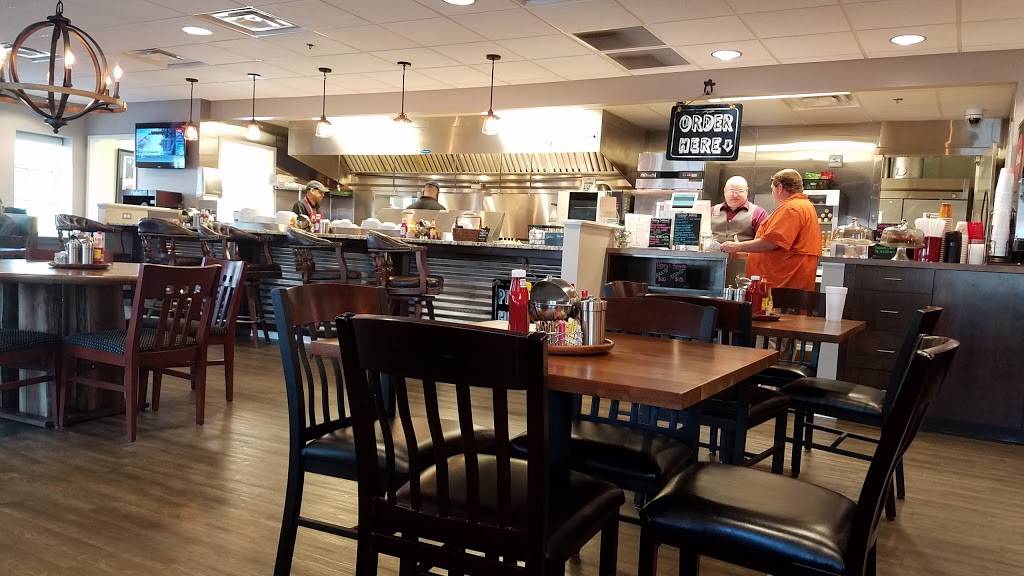 Henrys Mustang Cafe | restaurant | 2500 Jordan Ln NW, Huntsville, AL 35816, USA | 2565171288 OR +1 256-517-1288