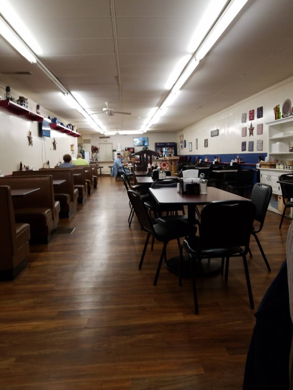 Idas Lunch Box | restaurant | 211 S Main St, Woodsfield, OH 43793, USA | 7404725502 OR +1 740-472-5502