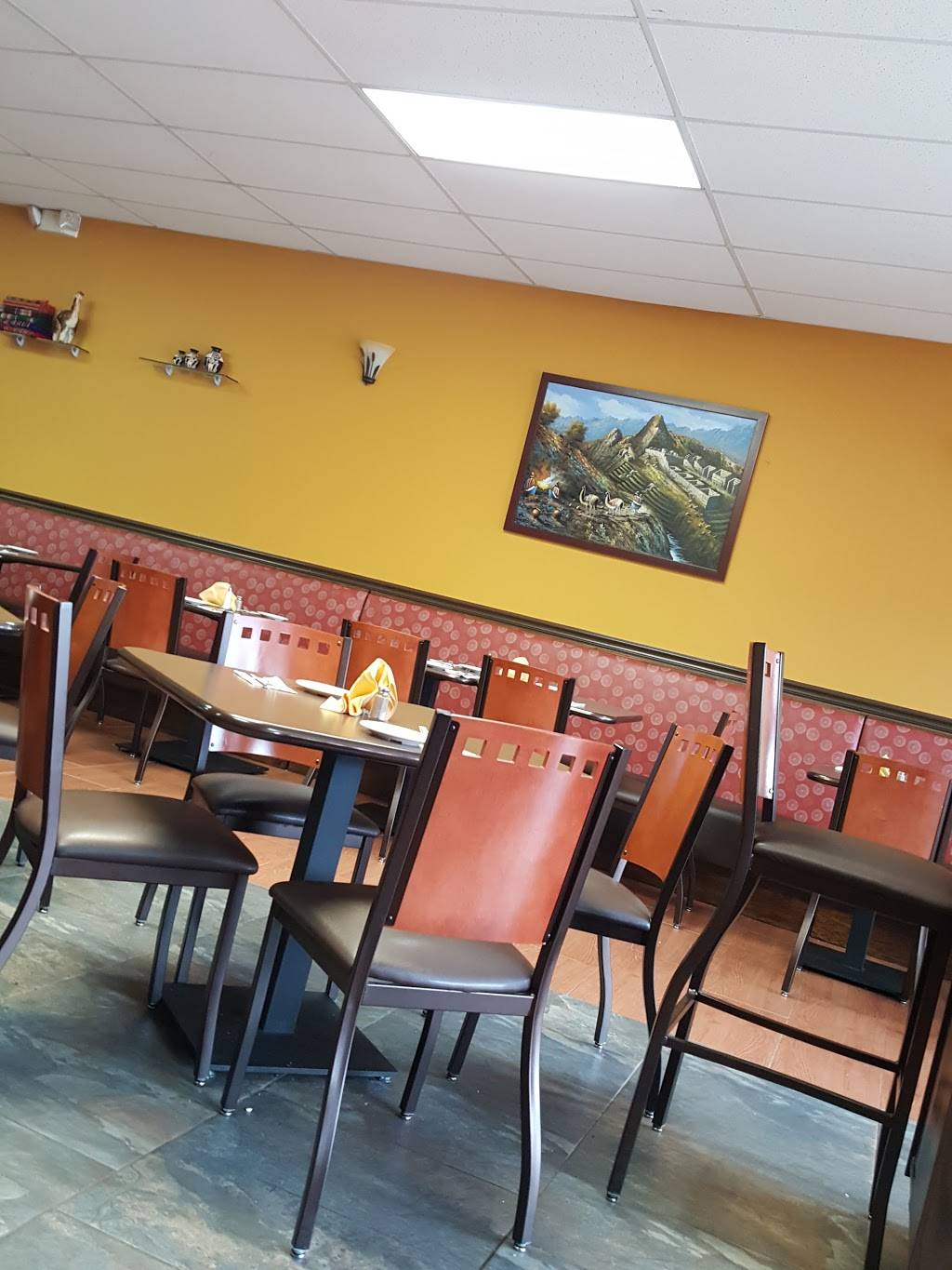 El Balconcito II | restaurant | 7326 Castor Ave, Philadelphia, PA 19152, USA | 2153423165 OR +1 215-342-3165