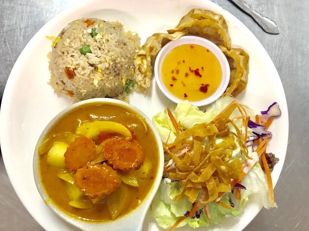 Mine Eathai | restaurant | 10444 Knott Ave, Anaheim, CA 92804, USA | 7142299208 OR +1 714-229-9208