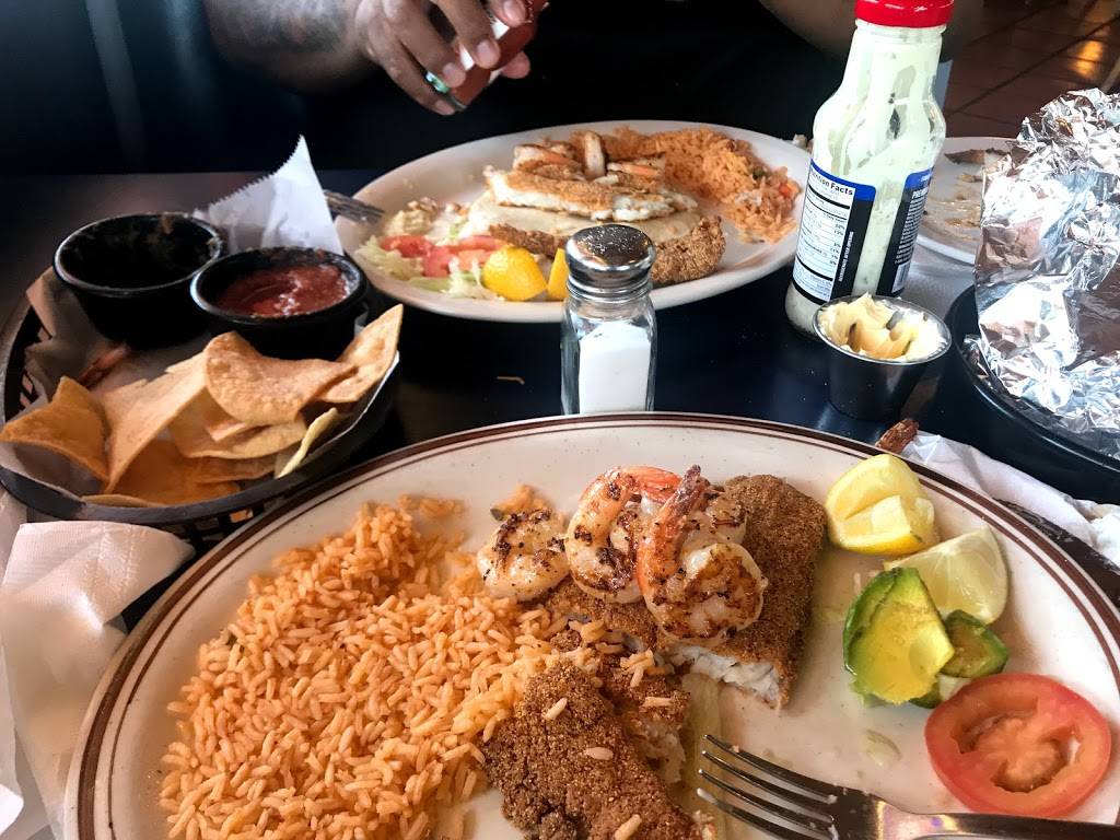 Country Diner Cafe | restaurant | 2345 Oates Dr, Mesquite, TX 75150, USA | 9726821473 OR +1 972-682-1473