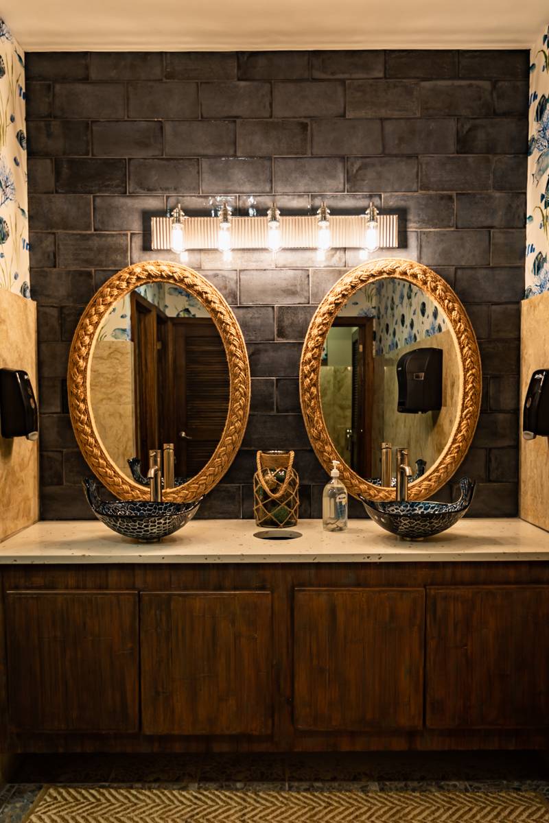 Beachwood Seafood Kitchen & Bar | restaurant | 4022 Tampa Rd, Oldsmar, FL 34677, USA | 8135378080 OR +1 813-537-8080