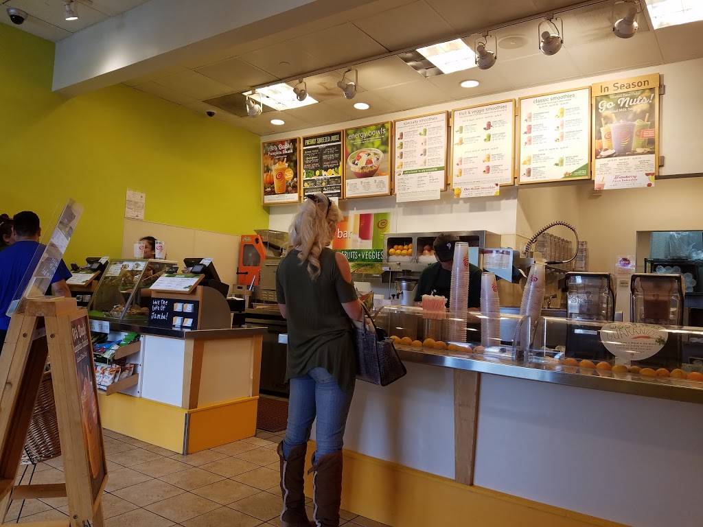 Jamba Juice Ventura & Hayvenhurst | restaurant | 16443 Ventura Blvd, Encino, CA 91436, USA | 8185010046 OR +1 818-501-0046