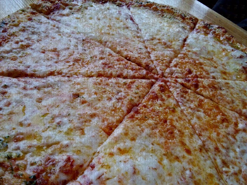 Salvatis Pizza Factory | meal delivery | 1306 Miracle Strip Pkwy SE, Fort Walton Beach, FL 32548, USA | 8504003400 OR +1 850-400-3400