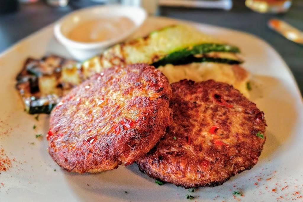 Graffitis Restaurant | restaurant | 101 Court Square, Lincolnton, NC 28092, USA | 7042409218 OR +1 704-240-9218