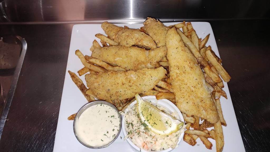 Rivers Edge Tap & Table | restaurant | 494 Riverdale Ave, Windsor, ON N8S 4B6, Canada | 5199150200 OR +1 519-915-0200