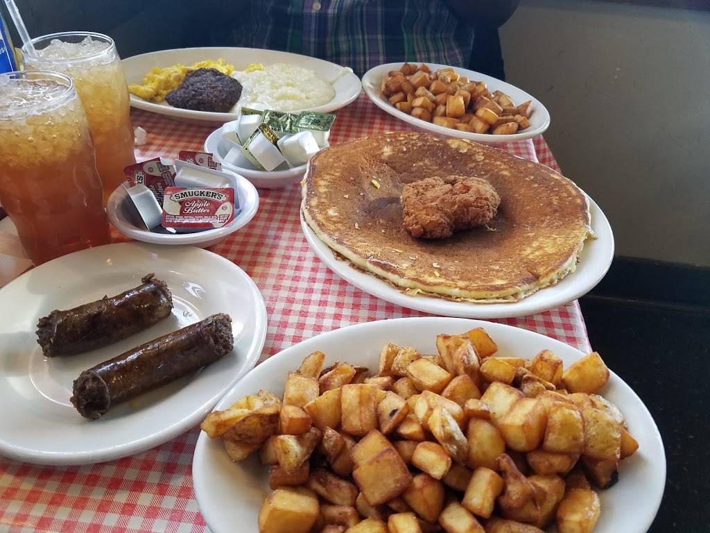 Big Ed’s City Market Restaurant | restaurant | 220 Wolfe St, Raleigh, NC 27601, USA | 9198369909 OR +1 919-836-9909