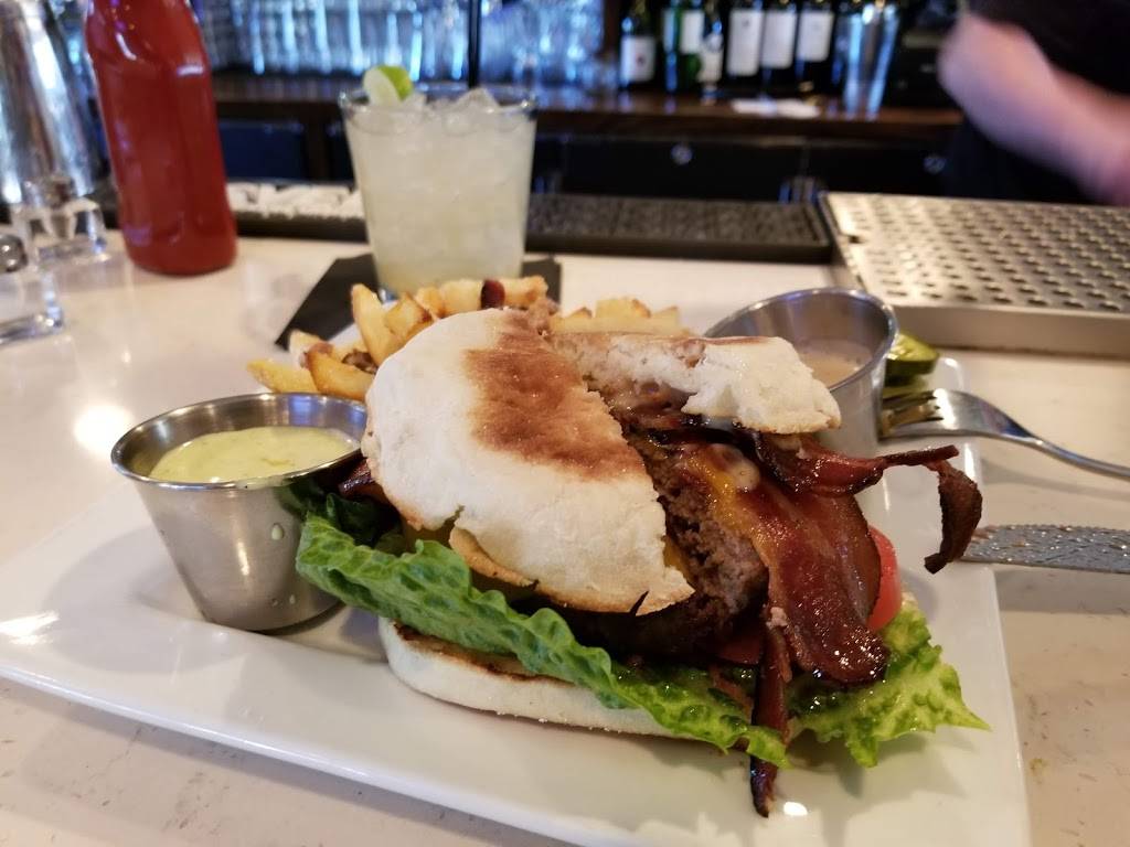 Crows Landing | restaurant | 6 Crow Point Ln, Hingham, MA 02043, USA | 7817492400 OR +1 781-749-2400