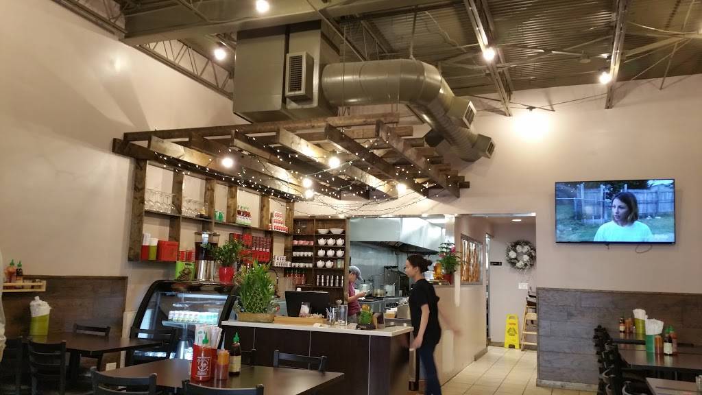 Pho Que Huong | restaurant | 400 N Greenville Ave Suite 15, Richardson, TX 75081, USA | 9728699999 OR +1 972-869-9999