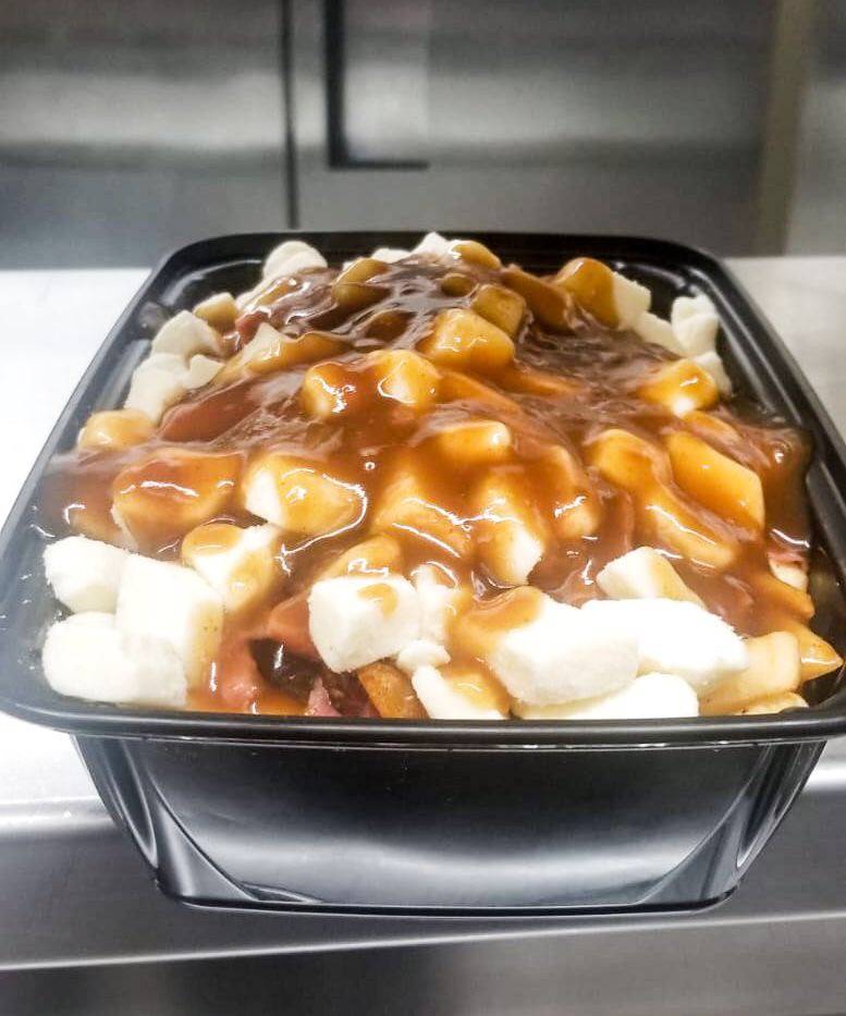 Elite 6ix Bar & Grill | restaurant | 200 Queen St S, Mississauga, ON L5M 1L3, Canada | 9058583696 OR +1 905-858-3696