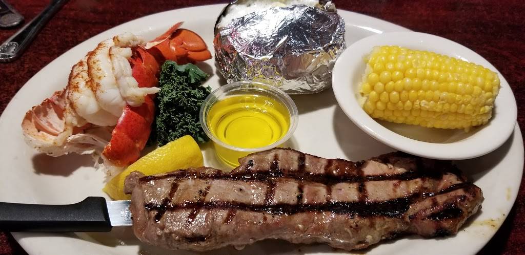 Lucys Bar & Grill | restaurant | 3227 Civic Center Dr, North Las Vegas, NV 89030, USA | 7023993297 OR +1 702-399-3297