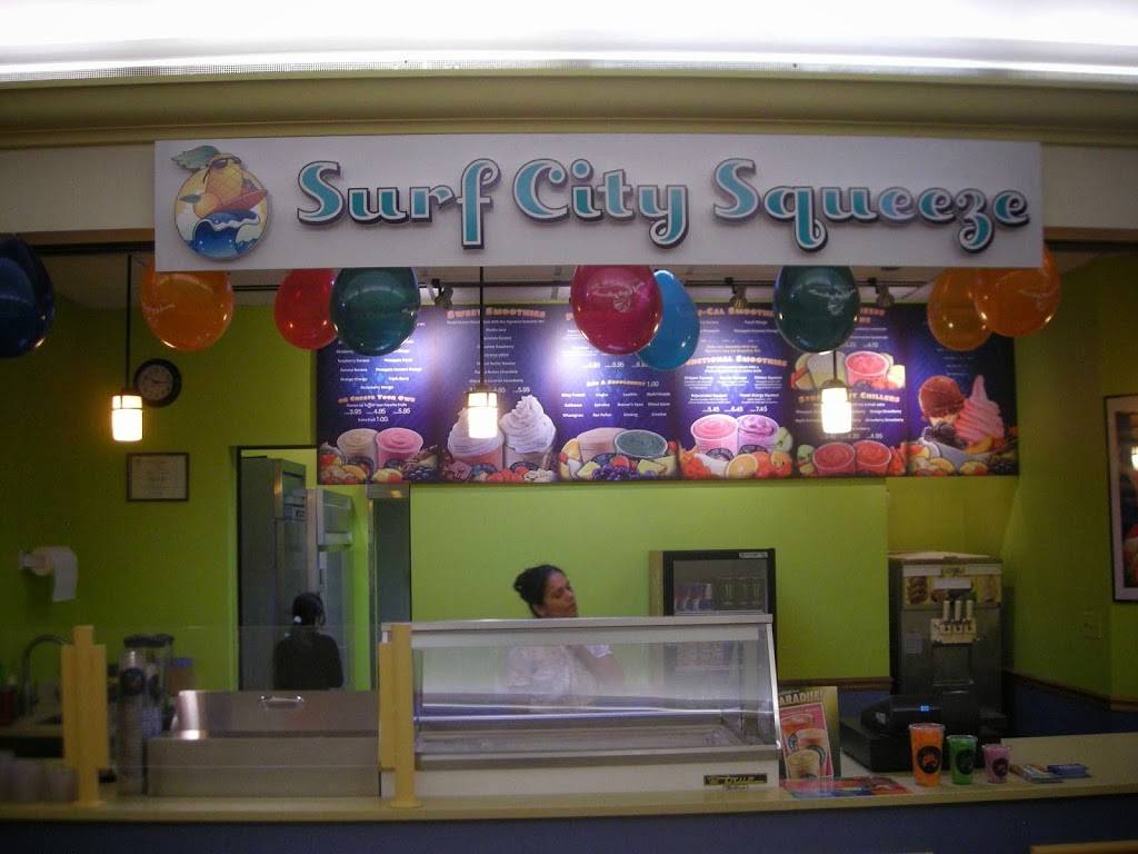 Surf City Squeeze | restaurant | 3525 W Carson St Space 216-b, Torrance, CA 90503, USA | 3105424313 OR +1 310-542-4313