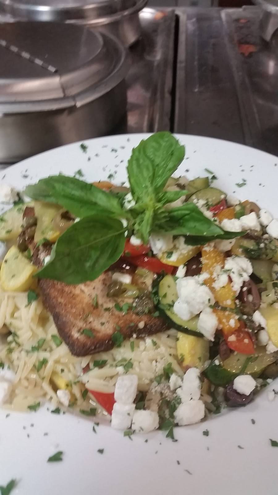 Roby Lees Restaurant & Banquet Center | restaurant | 425 Ridge Rd, Newton Falls, OH 44444, USA | 3308720983 OR +1 330-872-0983