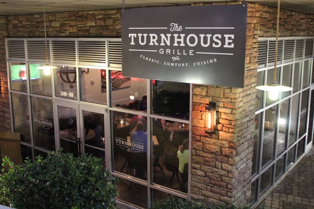 The Turnhouse Grille | restaurant | 1600 E Woodlawn Rd Suite 100, Charlotte, NC 28209, USA | 7045039372 OR +1 704-503-9372