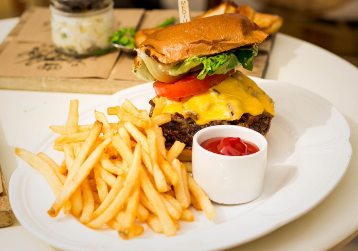 DAmicos The Continental | restaurant | 1205 3rd St S, Naples, FL 34102, USA | 2396590007 OR +1 239-659-0007