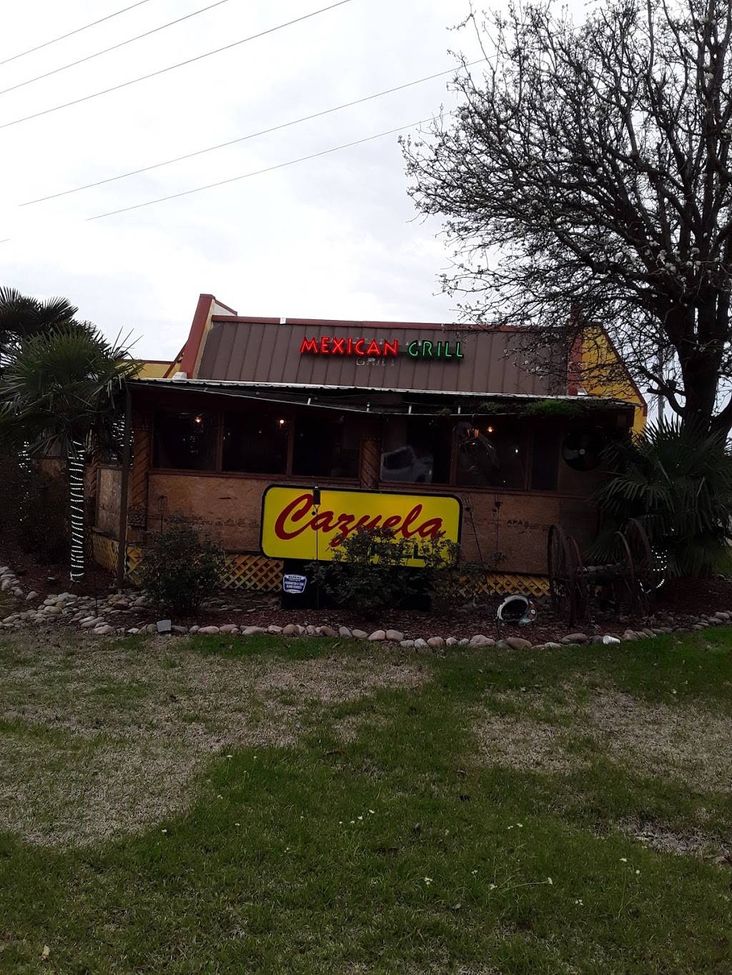 La Cazuela | restaurant | 1401 E Fortification St, Jackson, MS 39202, USA | 6013533014 OR +1 601-353-3014