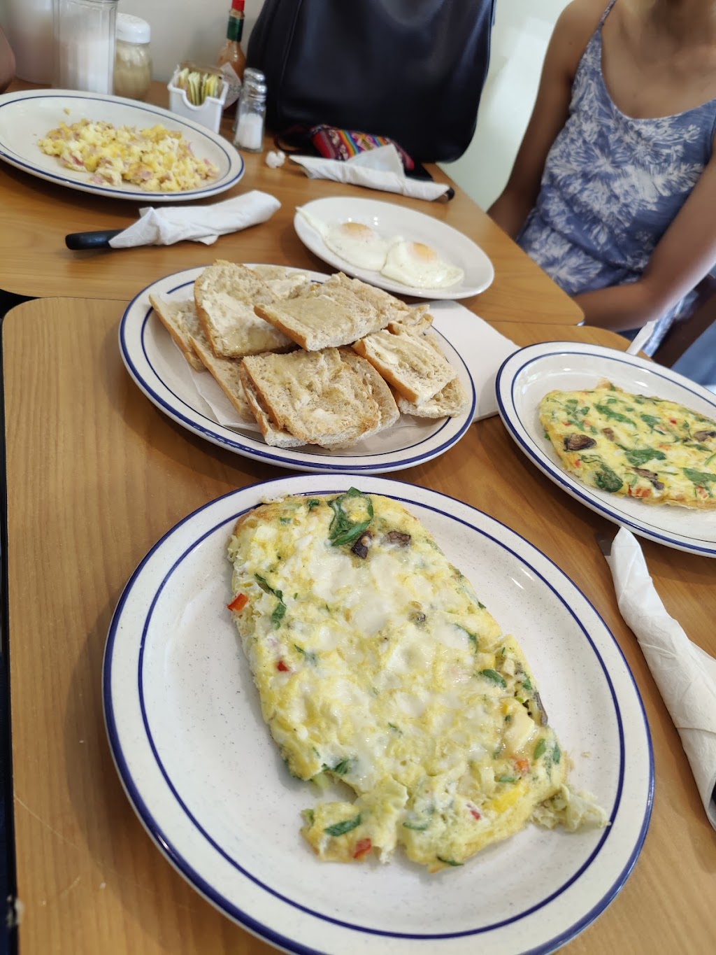 Giorgio Cafe Gourmet Market | restaurant | 2296 Coral Way, Miami, FL 33145, USA | 3054419343 OR +1 305-441-9343