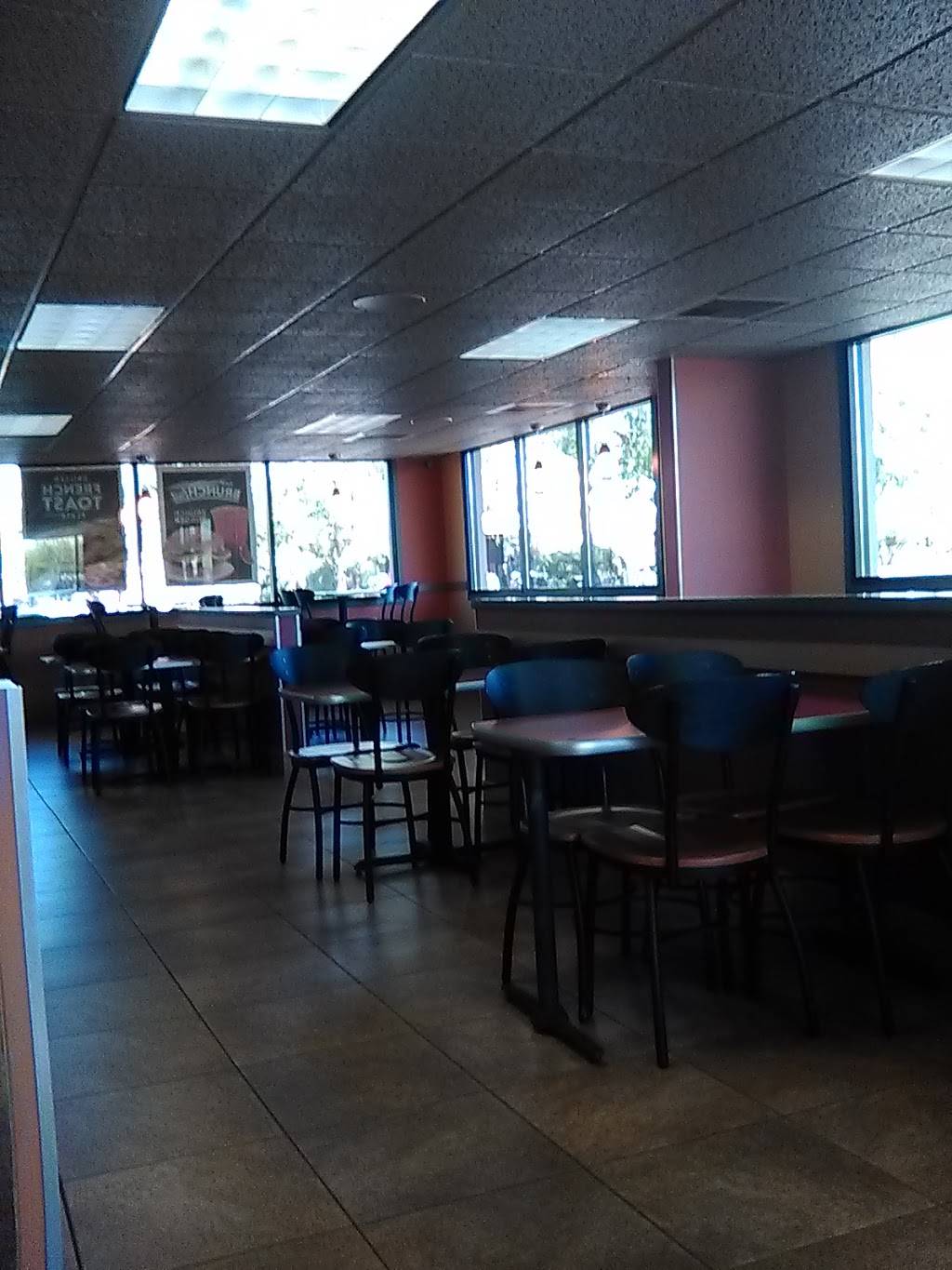 Jack in the Box | restaurant | 13610 N Scottsdale Rd Ste 31, Scottsdale, AZ 85254, USA | 4804438005 OR +1 480-443-8005