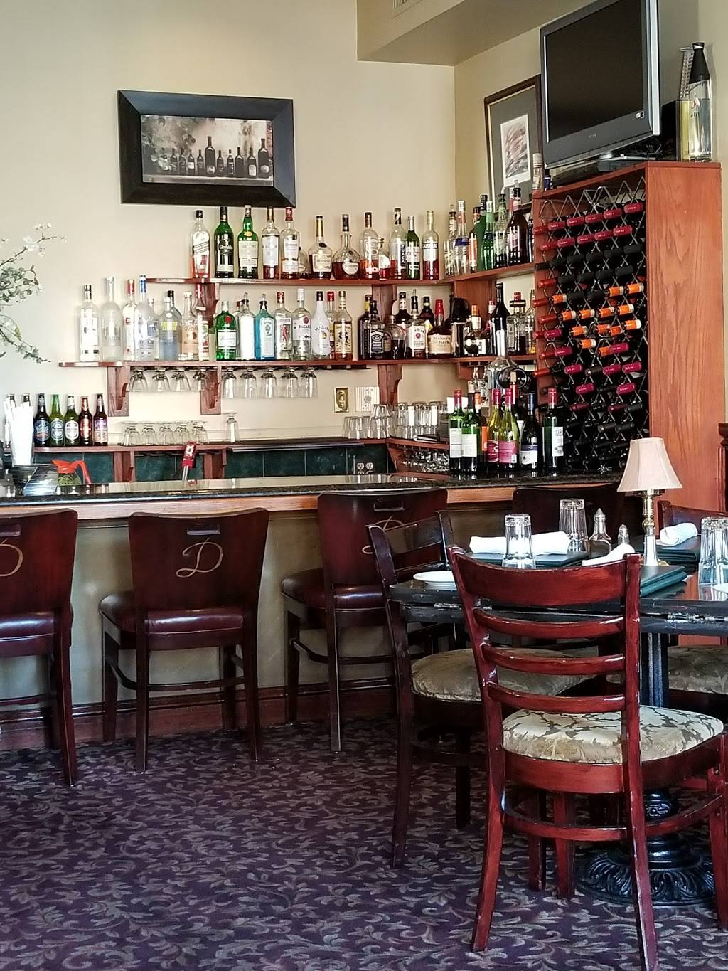 Dalesios Of Little Italy | restaurant | 829 Eastern Ave, Baltimore, MD 21202, USA | 4105391965 OR +1 410-539-1965