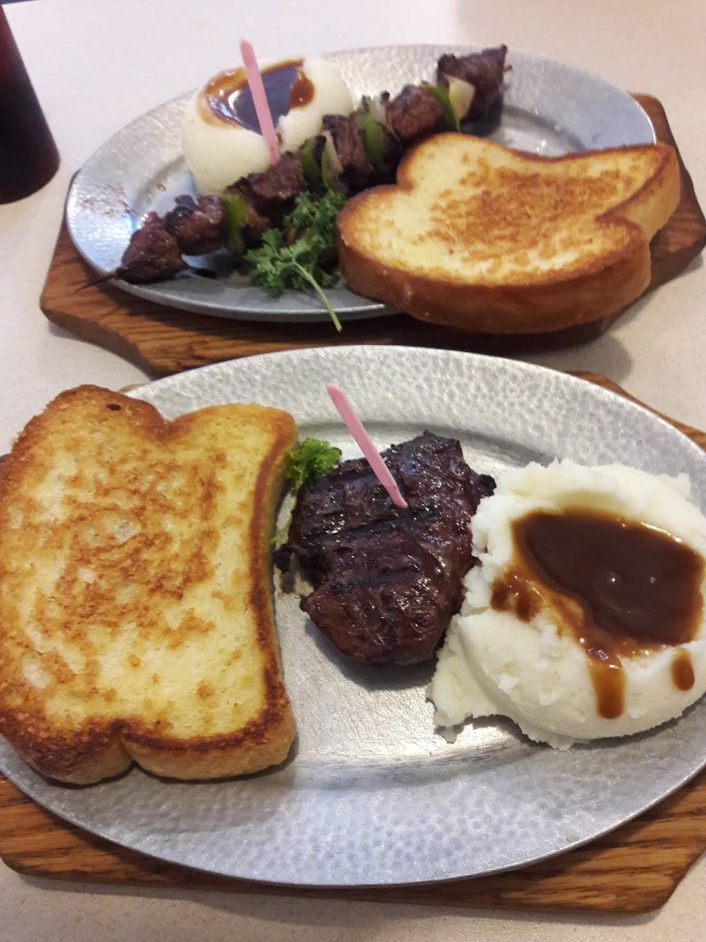 Sundowners Family Restaurant | restaurant | 1131 S E St, San Bernardino, CA 92408, USA | 9098843510 OR +1 909-884-3510