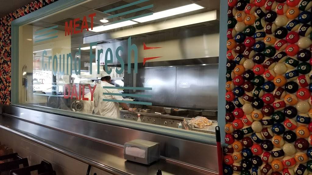 Willy Burger | restaurant | 5535 Calder Ave, Beaumont, TX 77706, USA | 4098923400 OR +1 409-892-3400