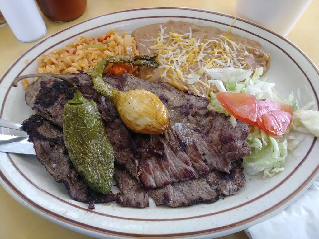 Los Gallitos | restaurant | 2401 W 10th St, Greeley, CO 80634, USA | 9703535860 OR +1 970-353-5860