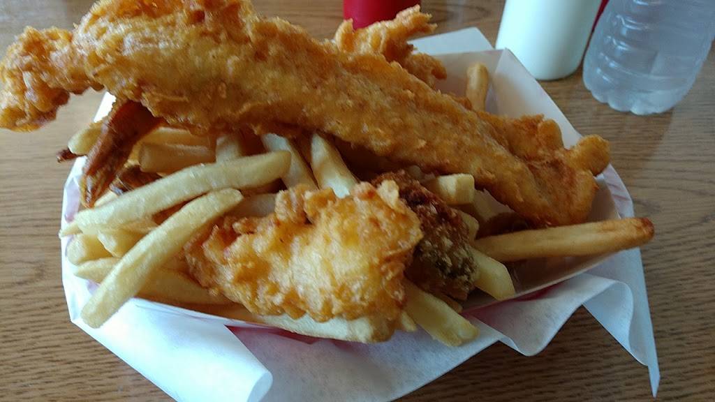 Tugboat Fish & Chips | restaurant | 10861 Folsom Blvd, Rancho Cordova, CA 95670, USA | 9168590533 OR +1 916-859-0533